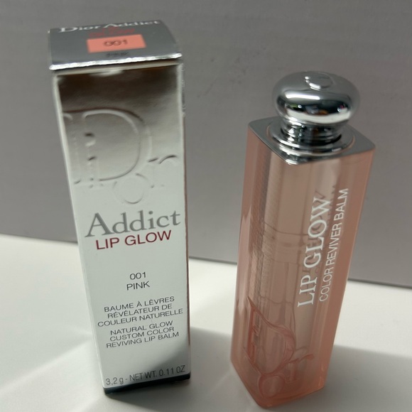 Dior Pink Lip Balm Gloss with Glossy Finish - Picture 4 of 5